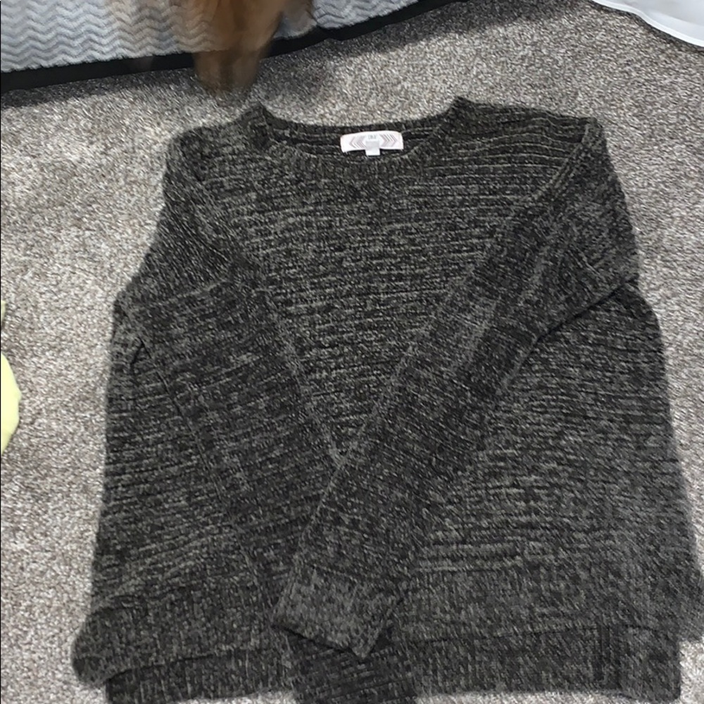 Cute grey sweater